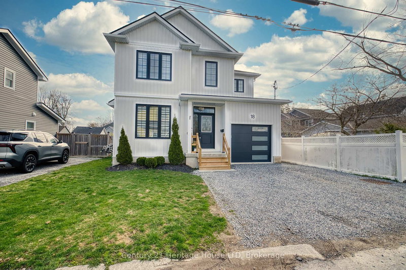 18 Parkview Ave, Fort Erie, L2A 5L7 | Image 2