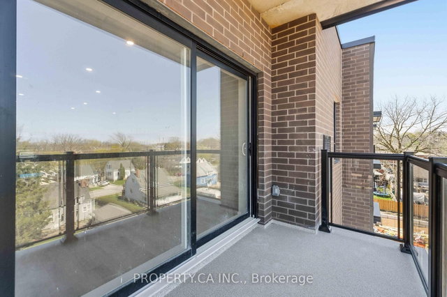 203 - 8 Hutt Lane