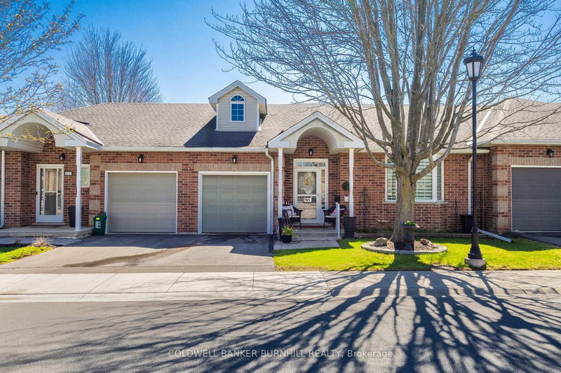 87 Twentyplace Blvd, Hamilton, L0R 1W0 | Image 2