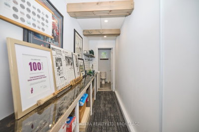 210 RIDGEWAY Road — photo 6