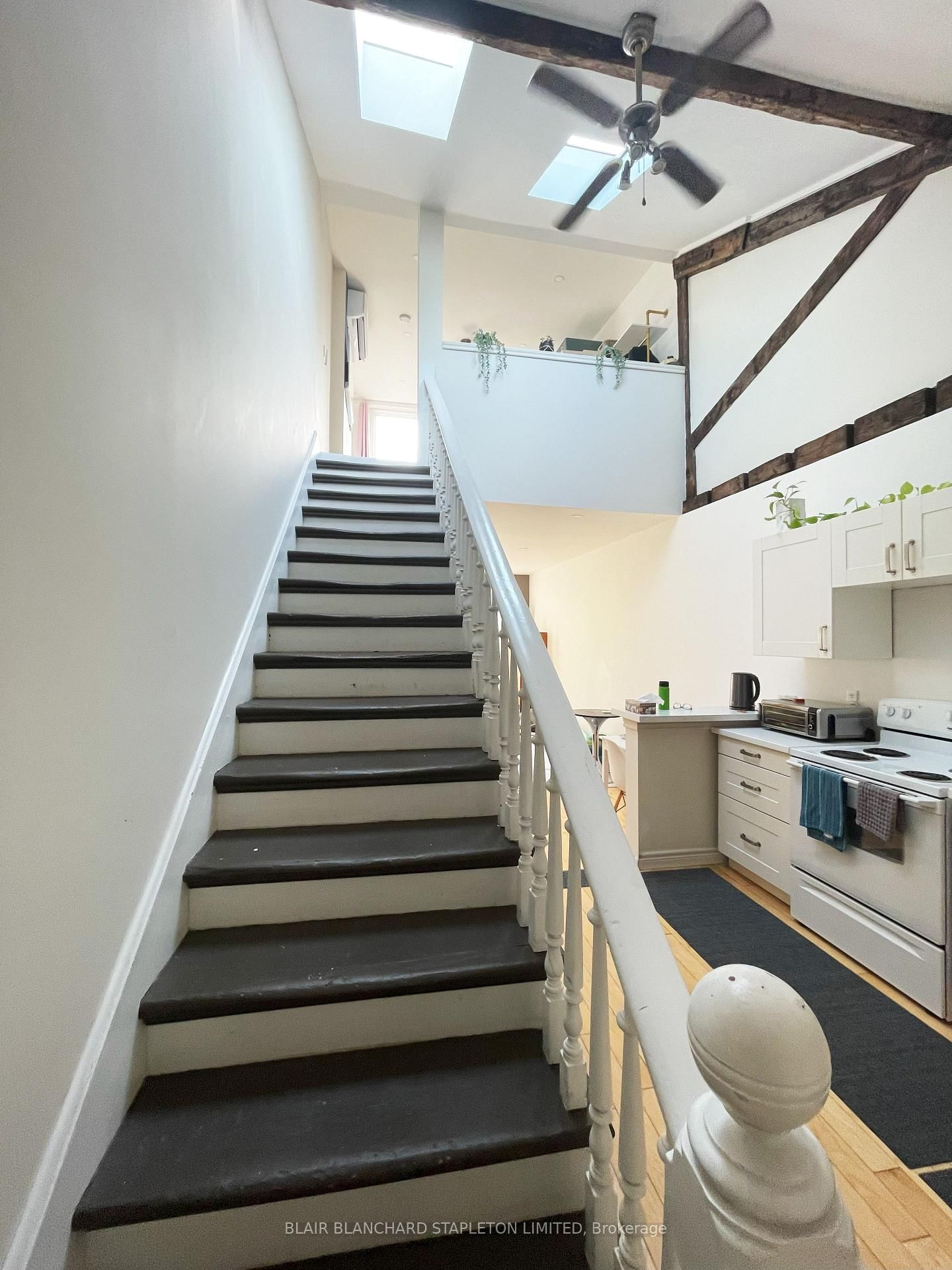 133 James Street N - Photo 17