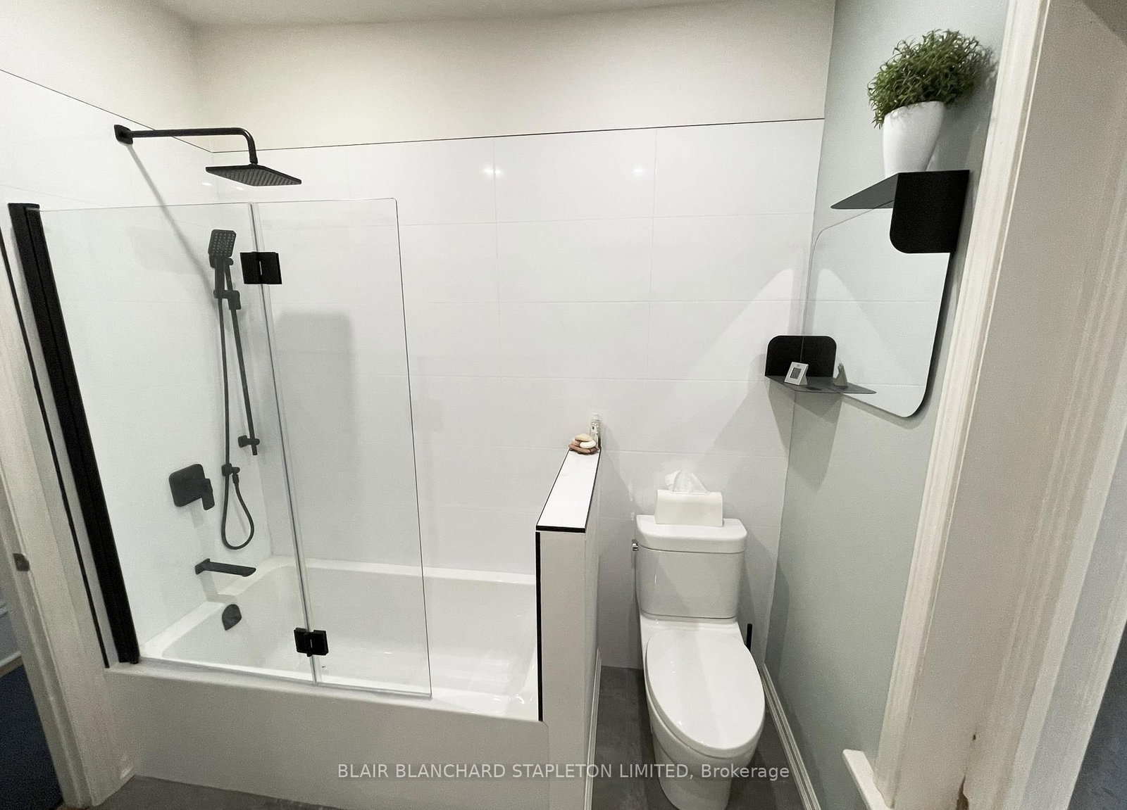 133 James Street N - Photo 19