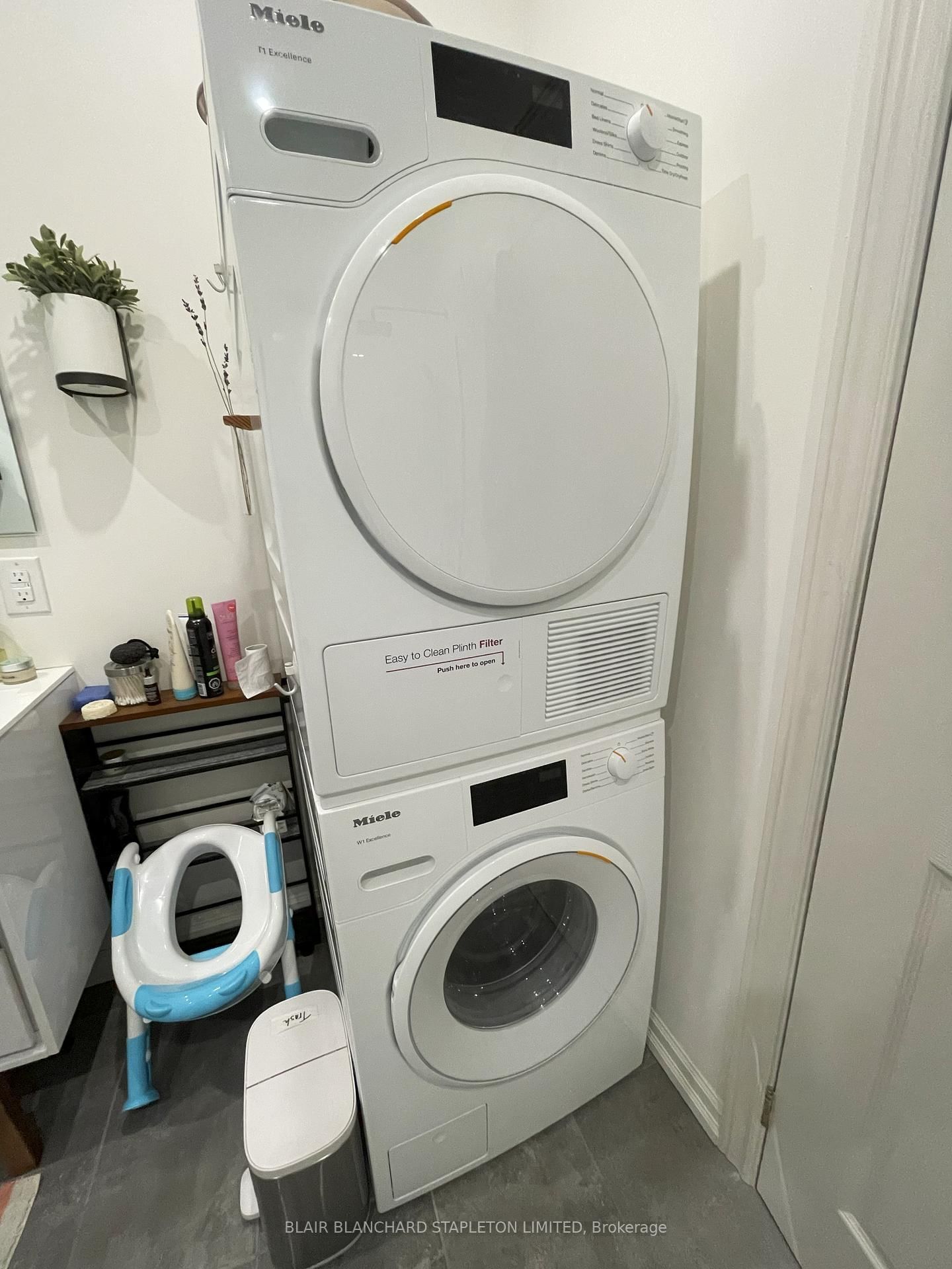 133 James Street N - Photo 30