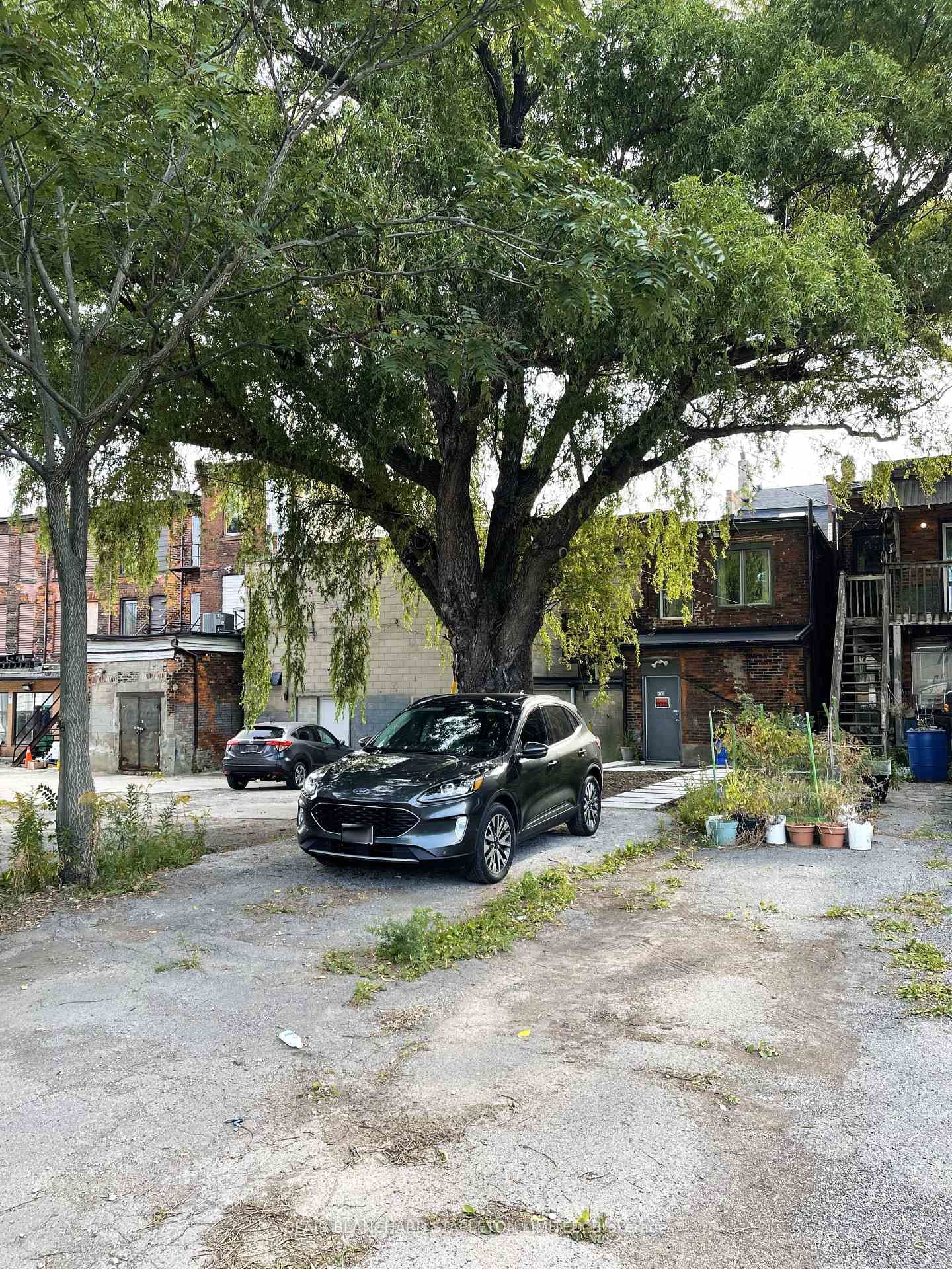 133 James Street N - Photo 35