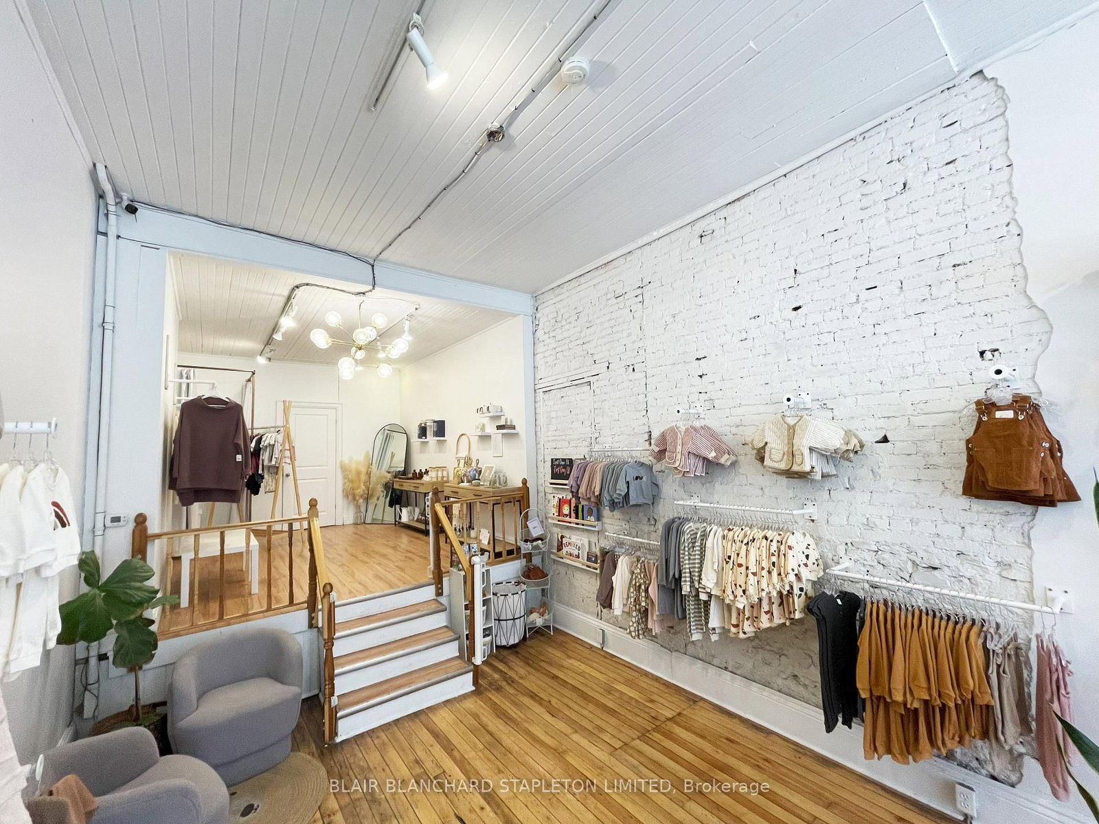 133 James Street N - Photo 7