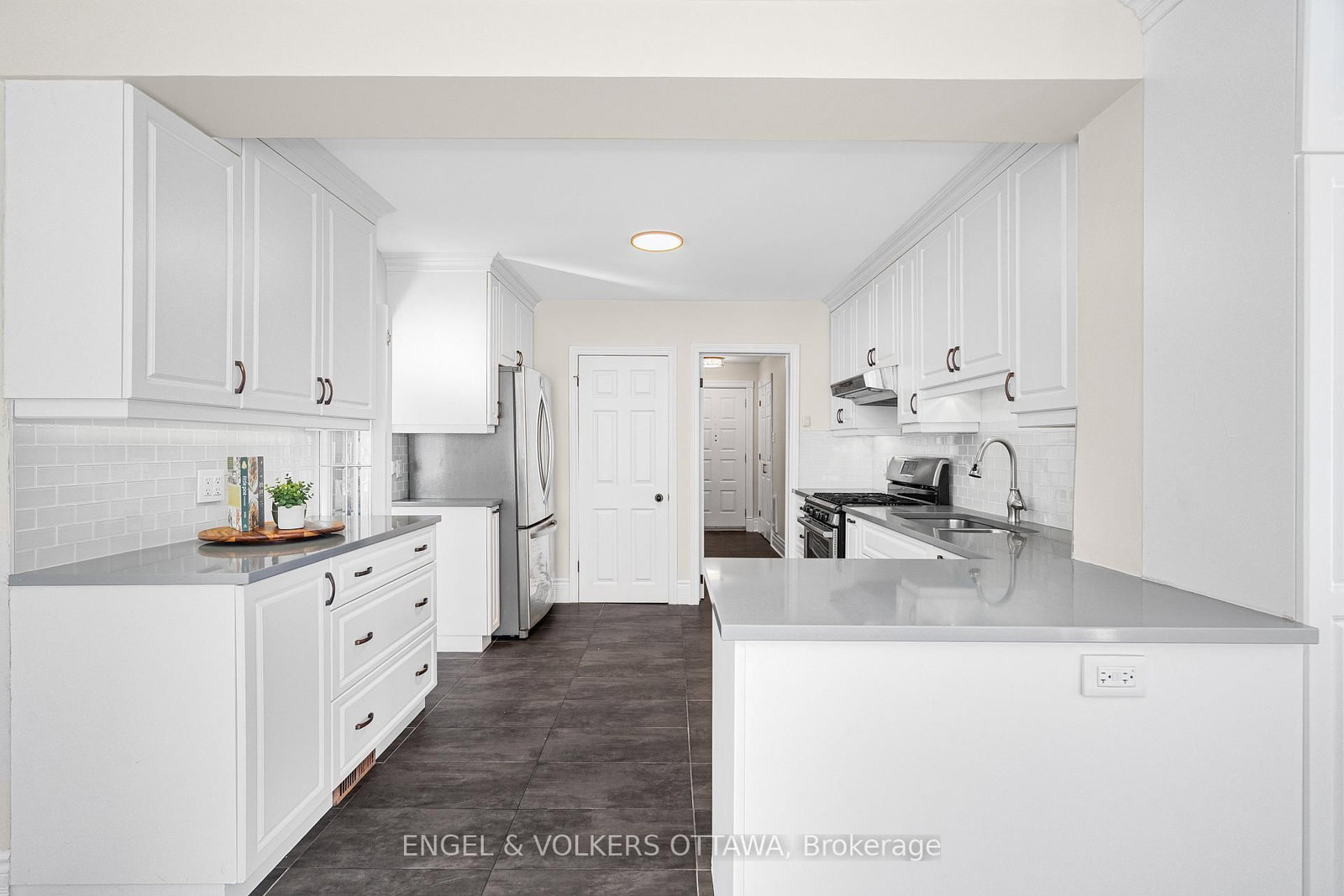 1252 Anoka Street - Photo 5