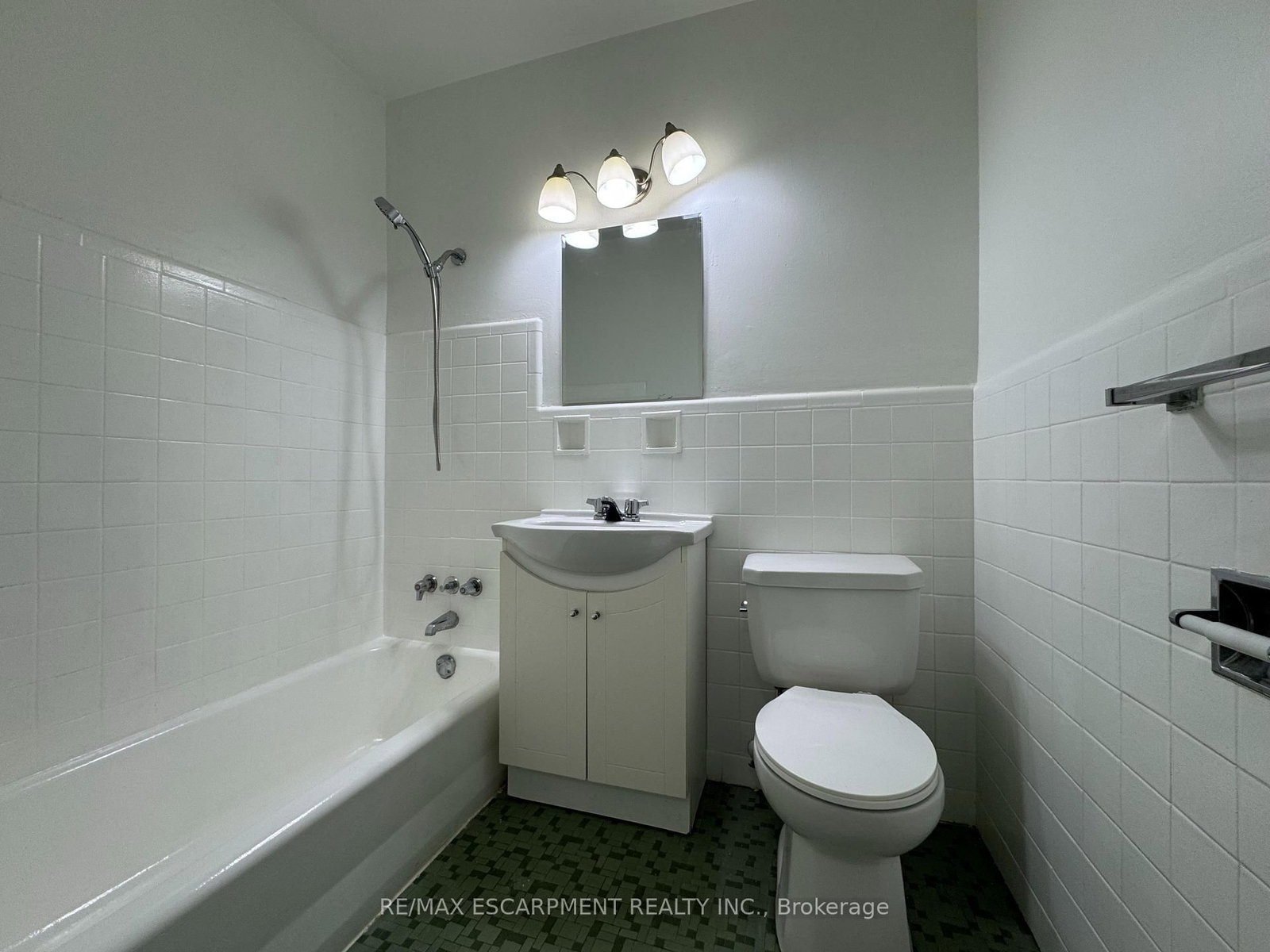 325A James Street S, Unit 206 - Photo 7