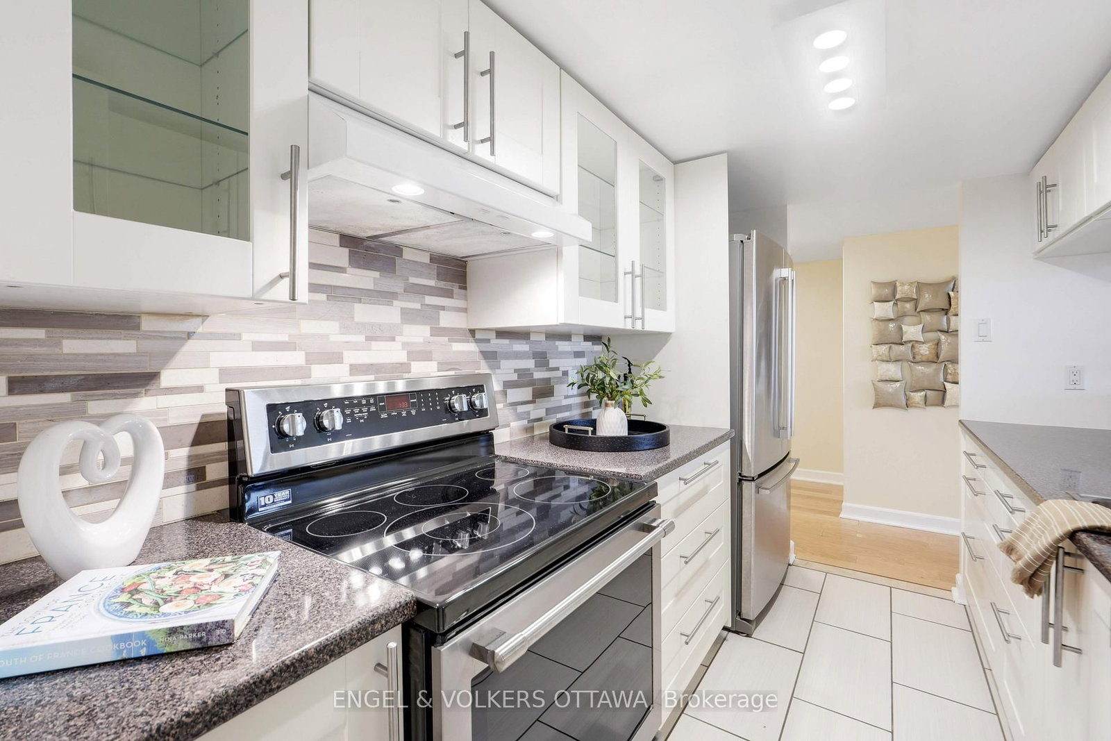 2019 Carling Avenue, Unit 505 - Photo 15