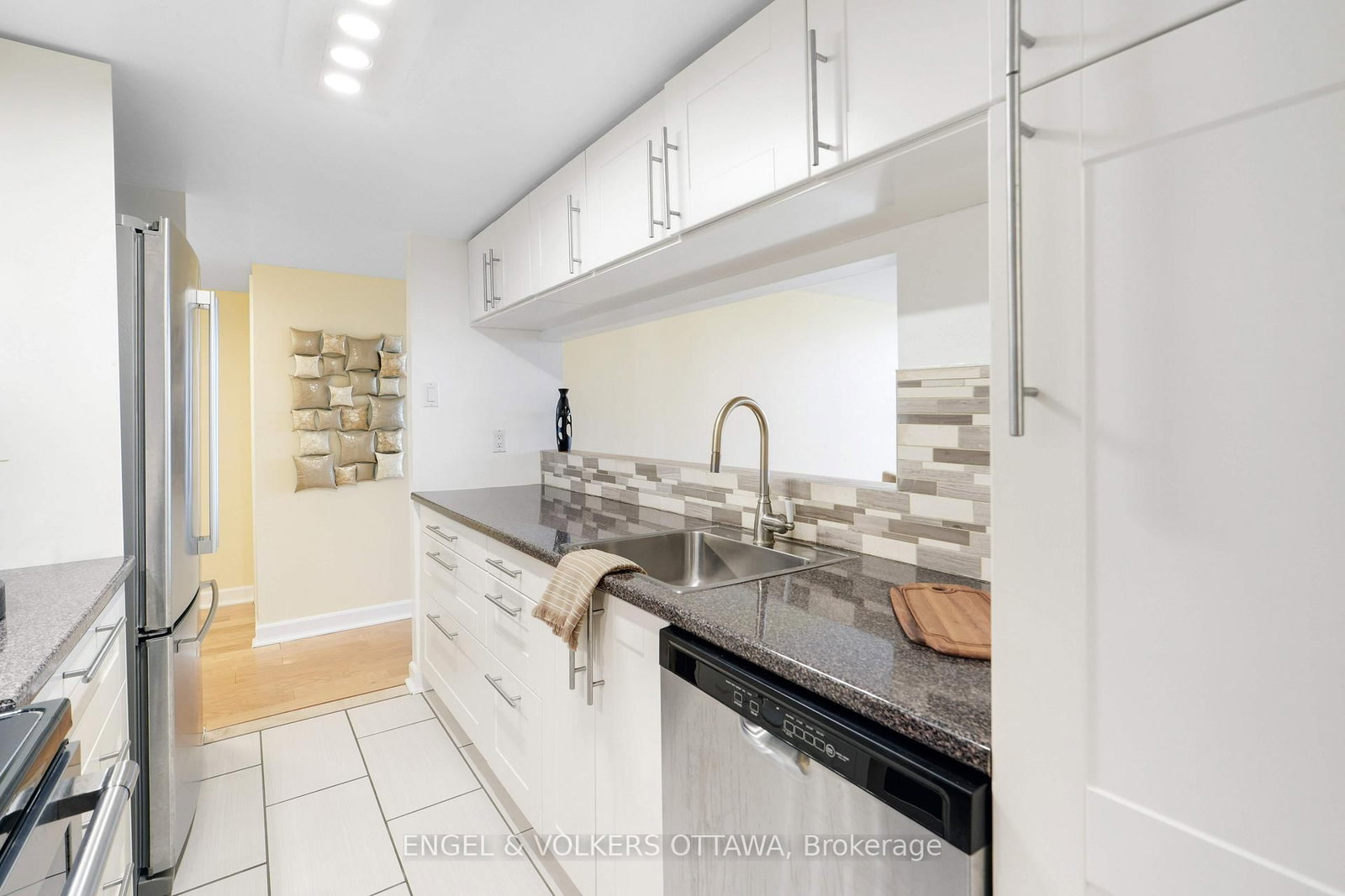 2019 Carling Avenue, Unit 505 - Photo 16