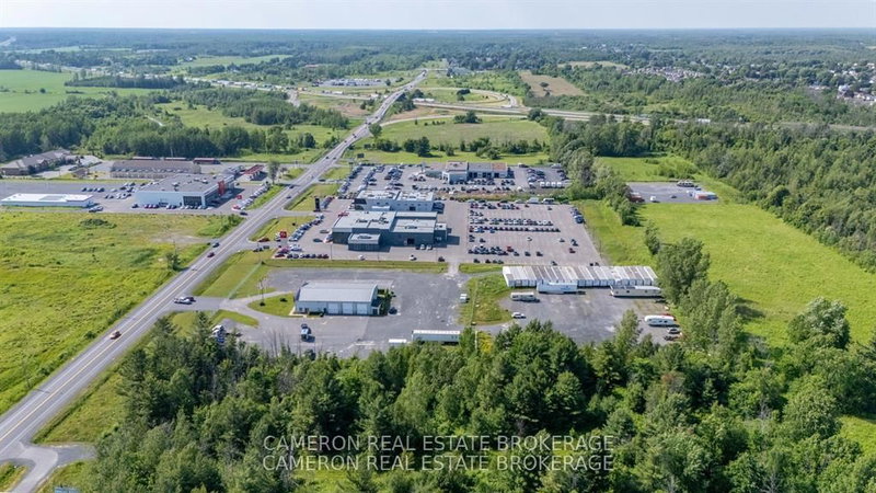 2525 BROOKDALE Ave, Cornwall, K6J 5X9 | Image 2