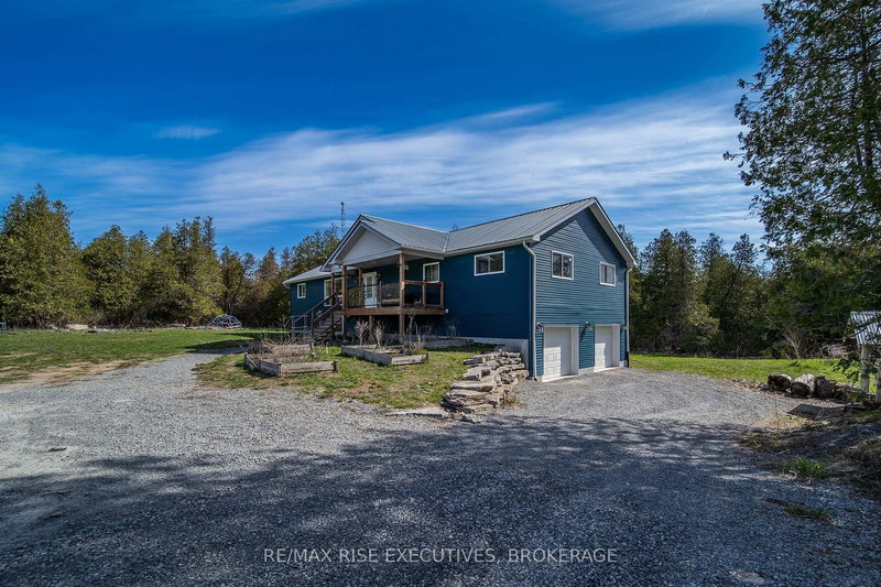 4251 Florida Rd, Harrowsmith, K0H 1V0 | Image 2