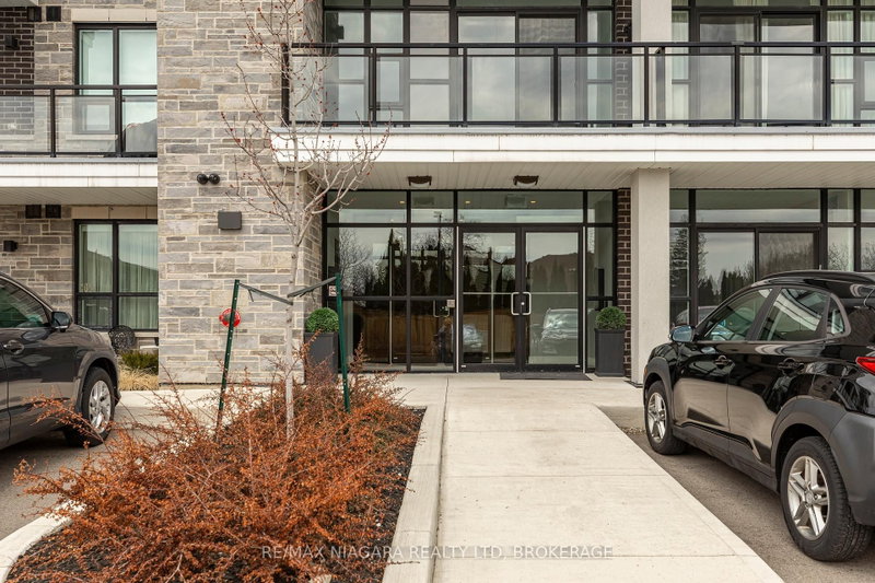 208 - 120 Springvalley Crescent