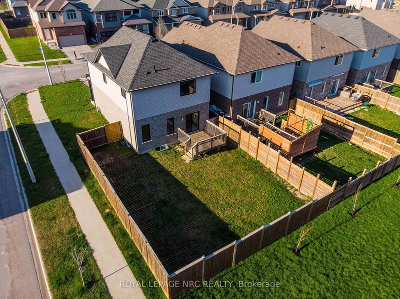 1 Sparkle Dr, Thorold, L0S 1A0 | Image 2