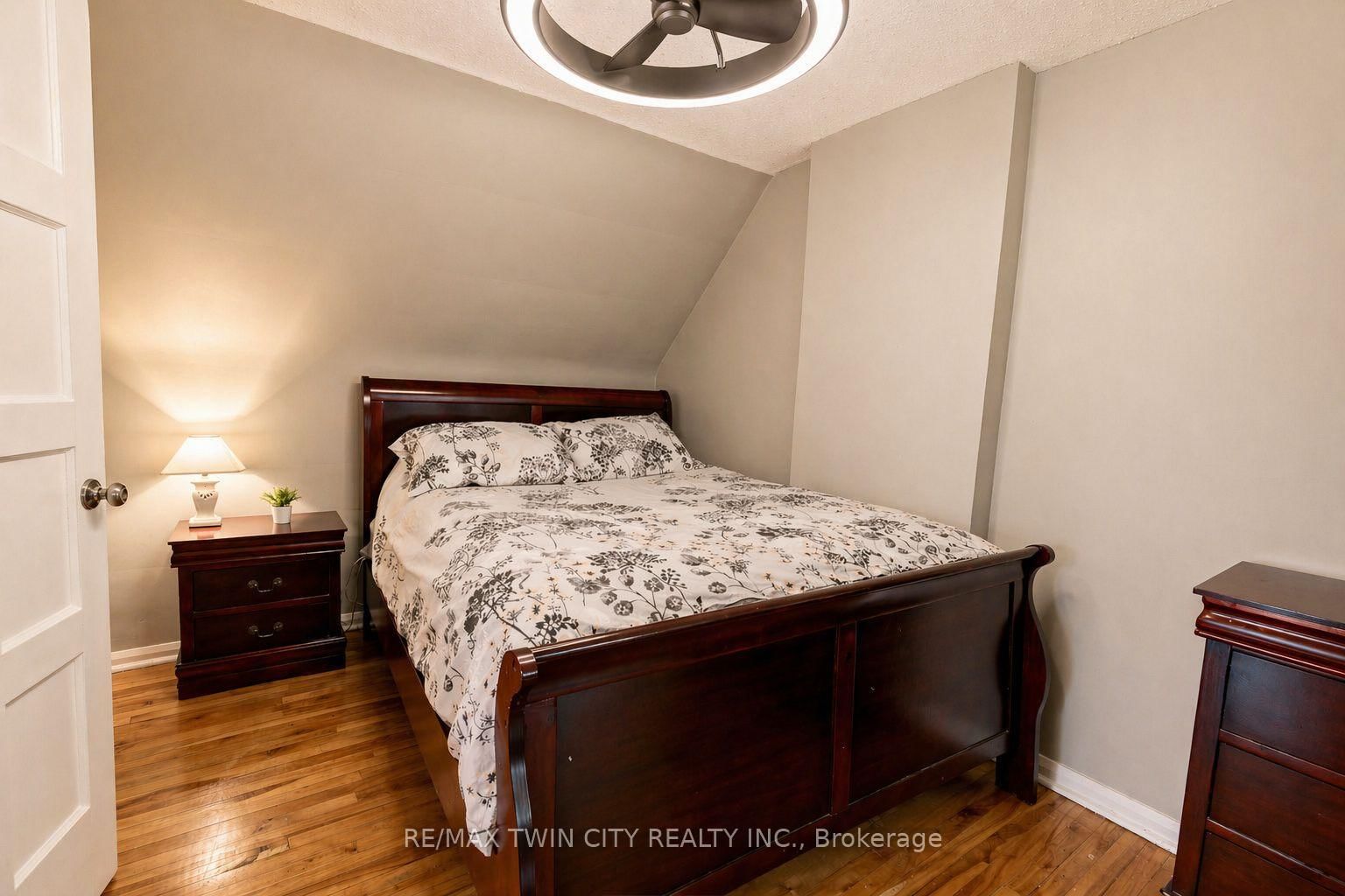 110 Lorne Crescent - Photo 15