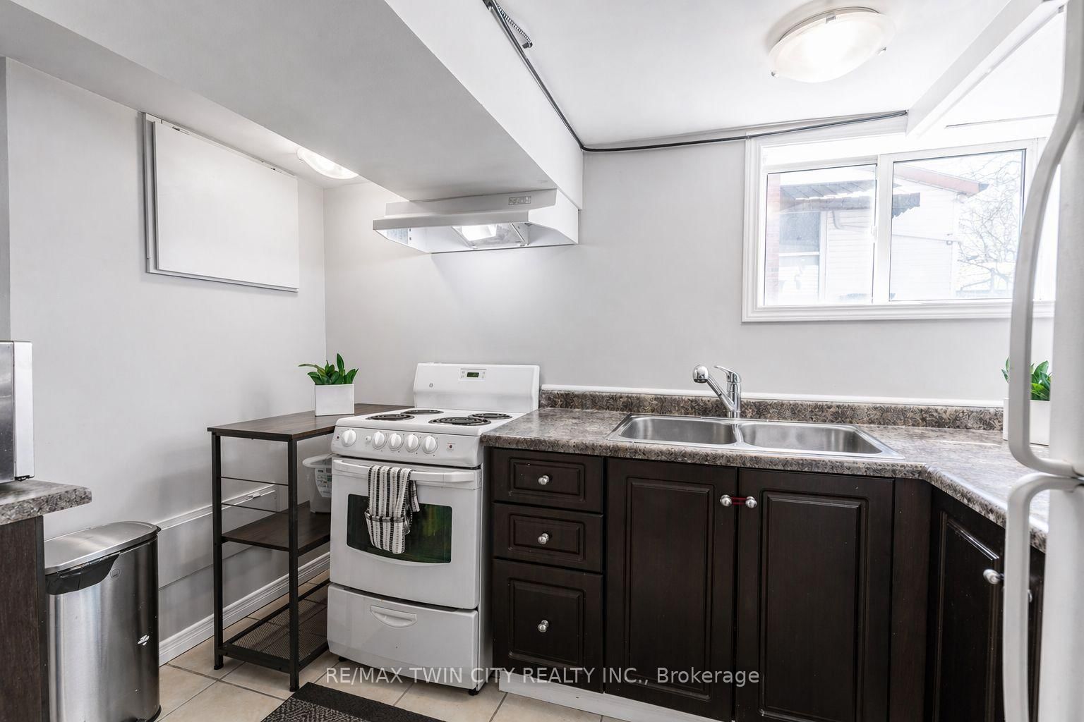 110 Lorne Crescent - Photo 22