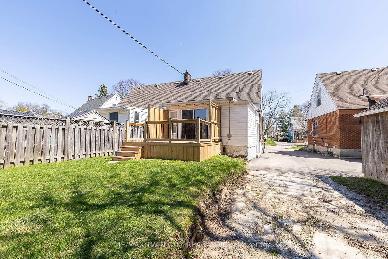 110 Lorne Crescent - Photo 32