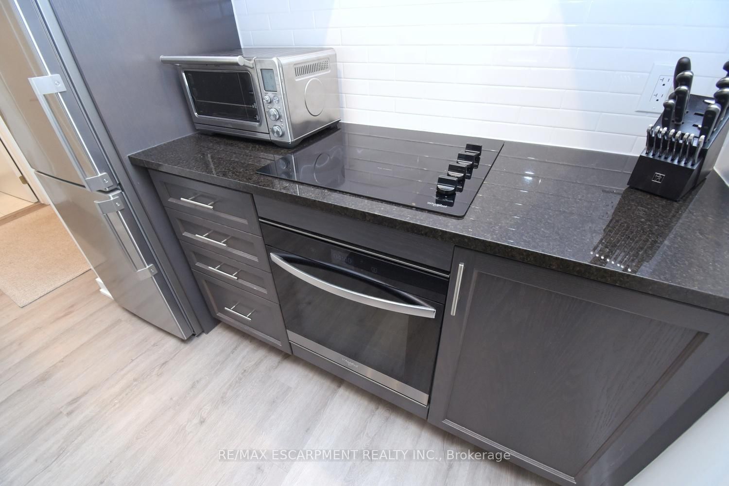 600 North Service Road, Unit 209 - Photo 13