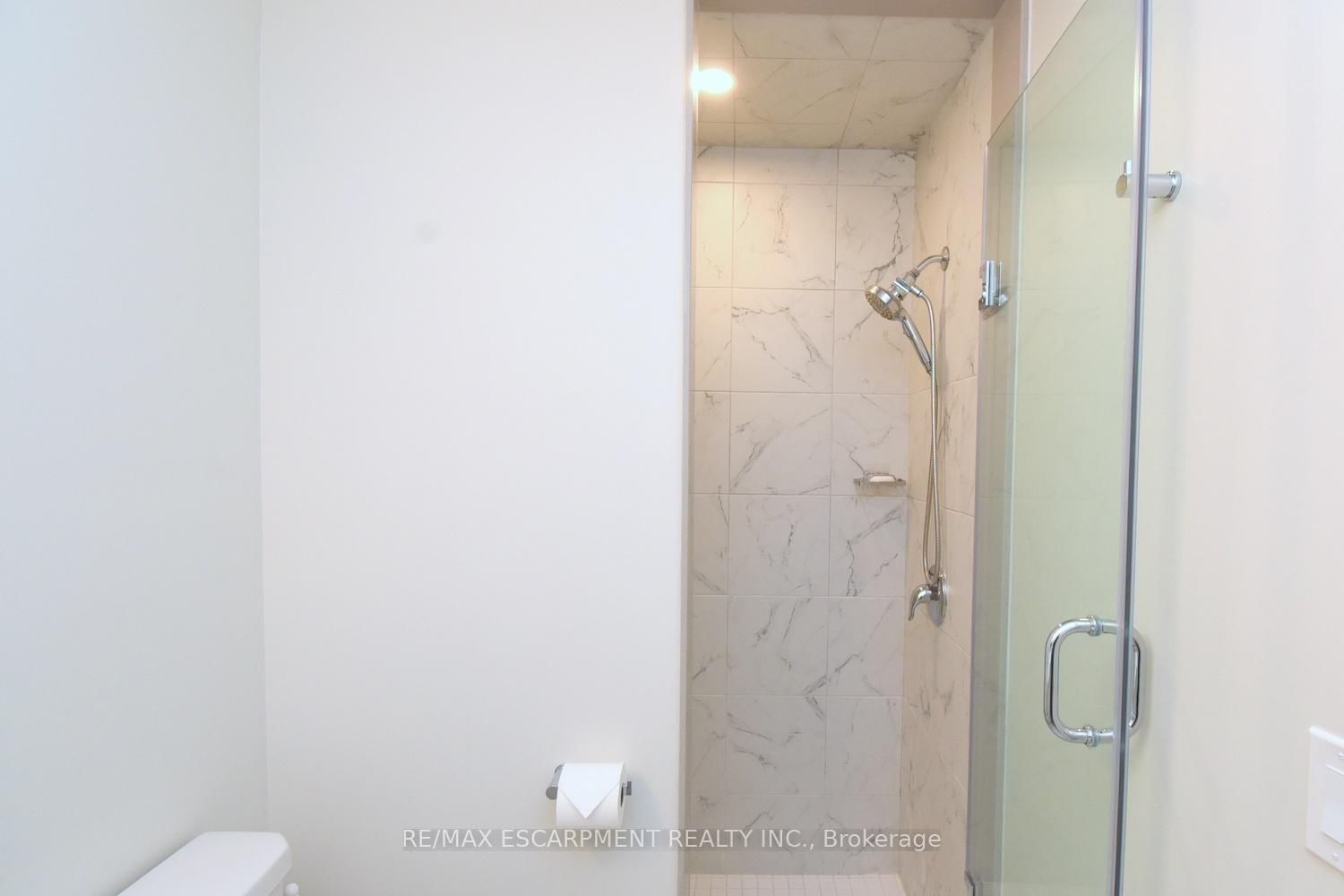 600 North Service Road, Unit 209 - Photo 23