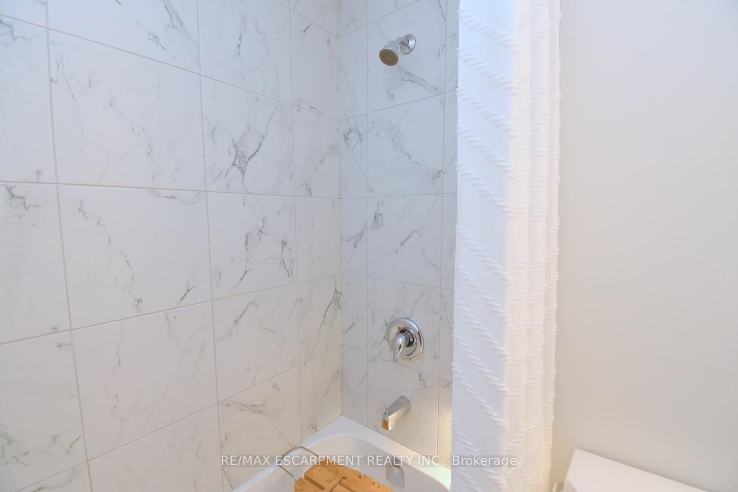 600 North Service Road, Unit 209 - Photo 31