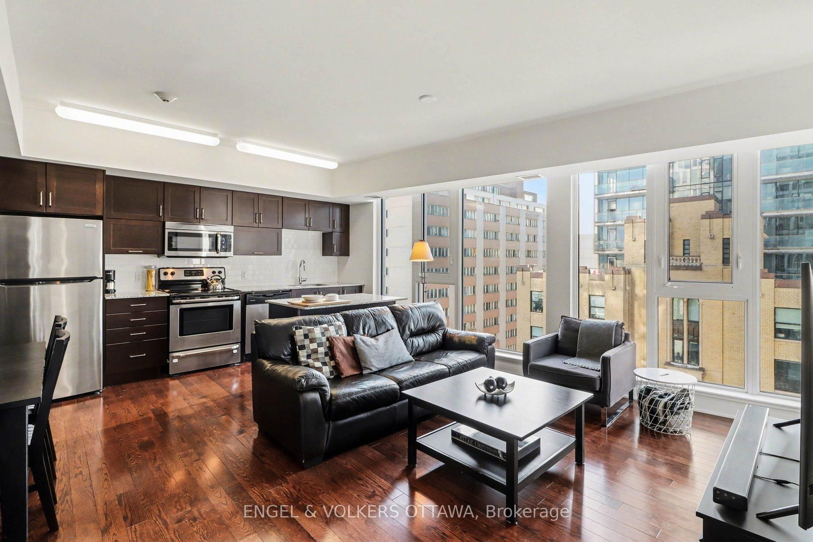 179 Metcalfe Street, Unit 701 - Photo 4