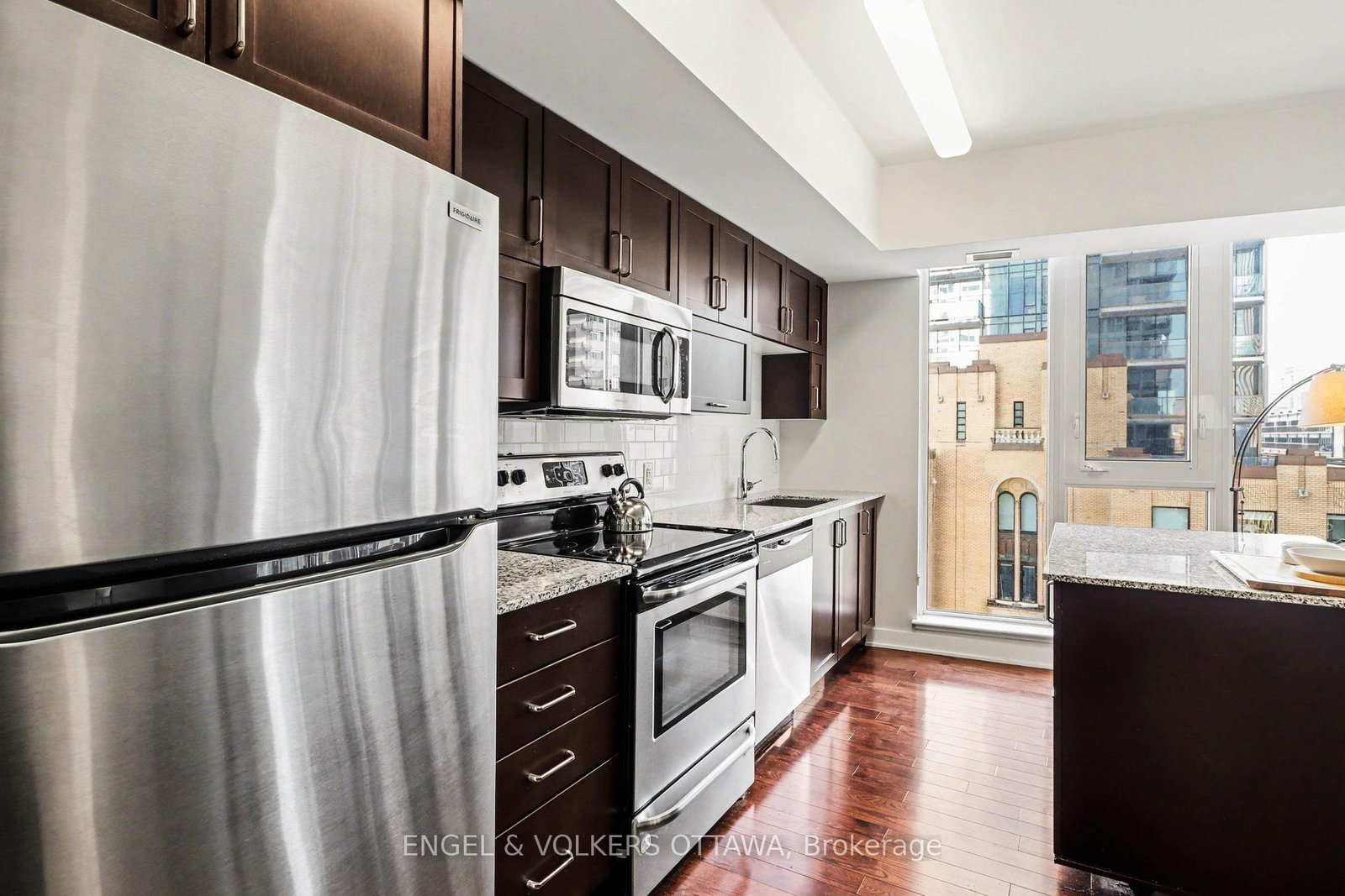179 Metcalfe Street, Unit 701 - Photo 6
