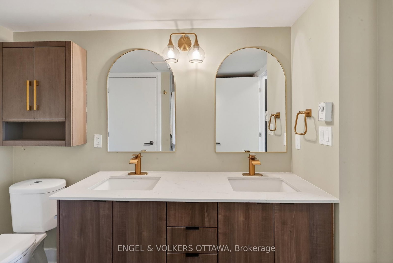 1035 Bank Street, Unit 406 - Photo 11