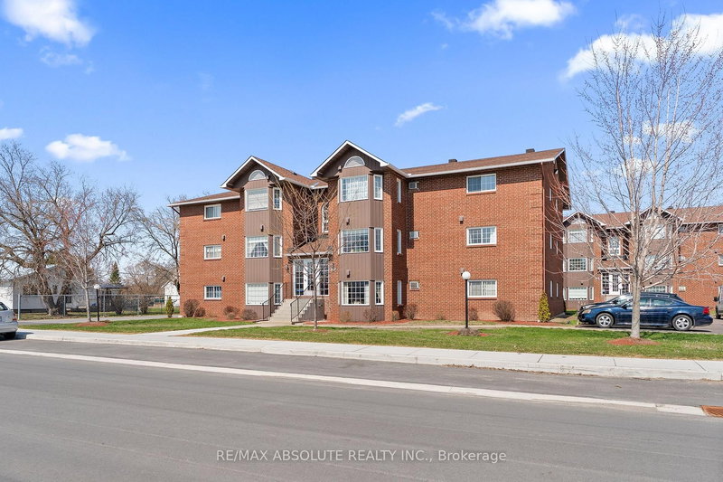 2A - 85 Edey St, Arnprior, K7S 1B9 | Image 2