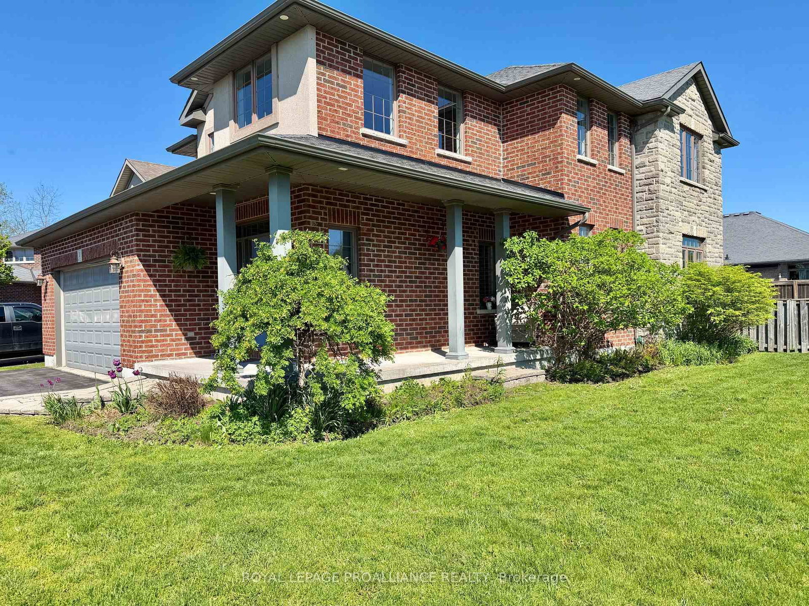 Listing Image 3
