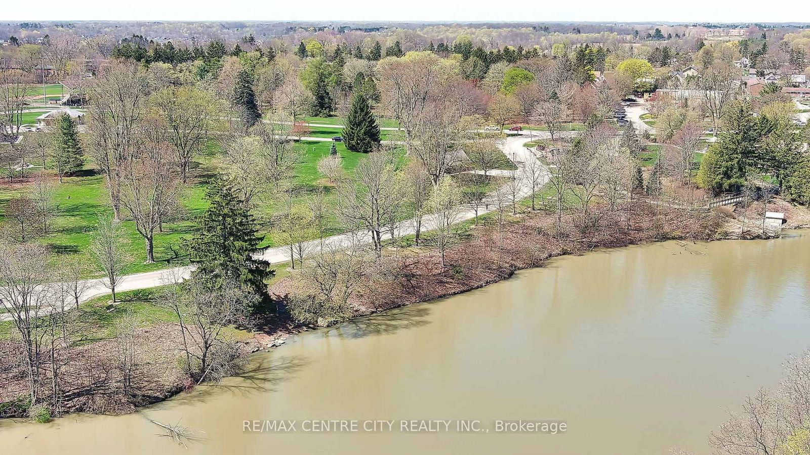 125 Elm Street, Unit 11 - Photo 28