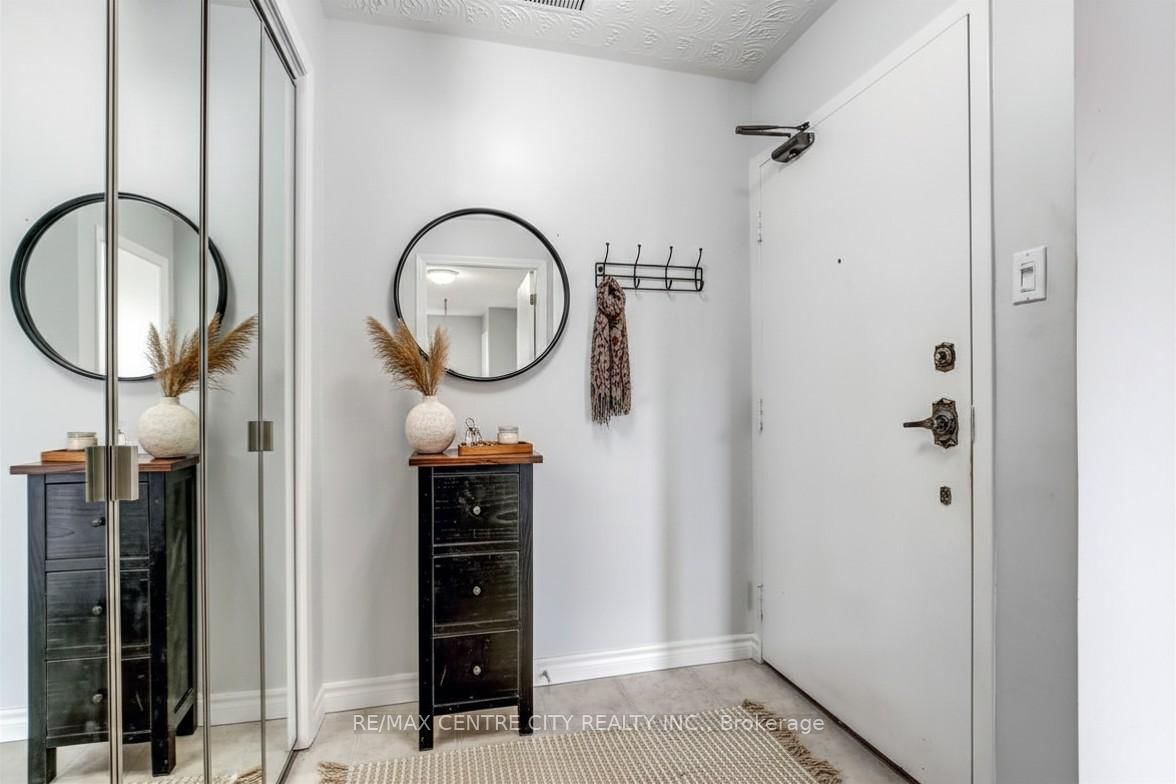 125 Elm Street, Unit 11 - Photo 5