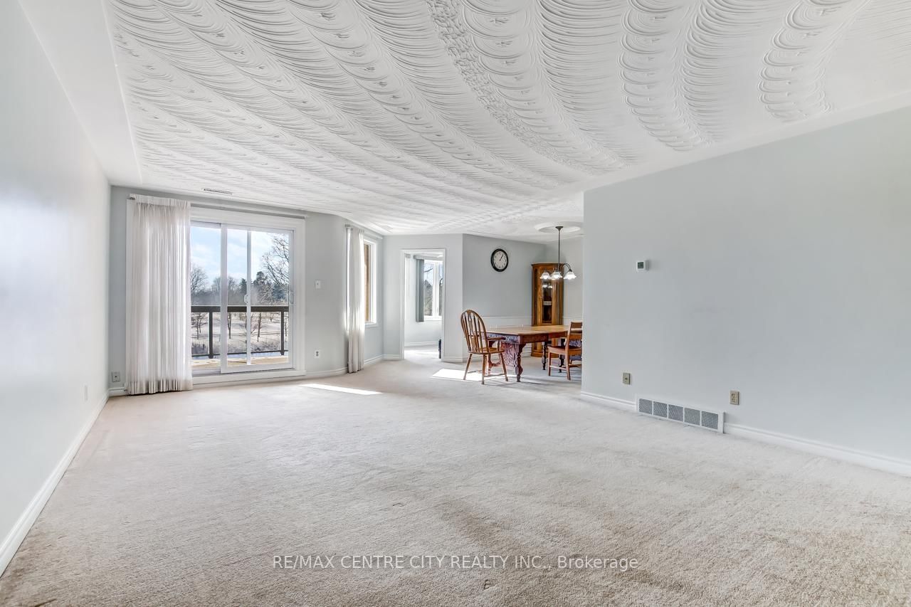 125 Elm Street, Unit 11 - Photo 8