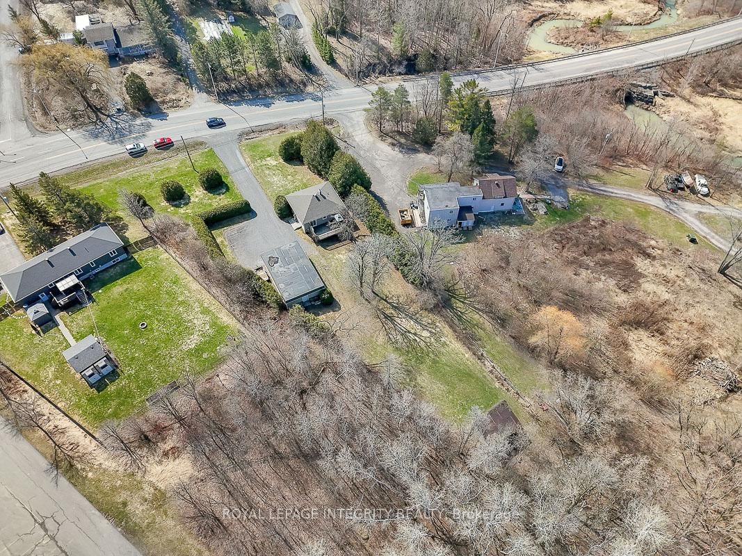 1099 Old Montreal Road - Photo 13