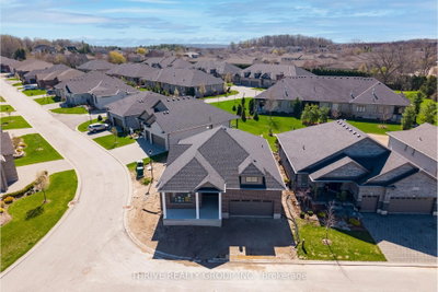 1558 Ed Ervasti Lane • London South, ON photo 3