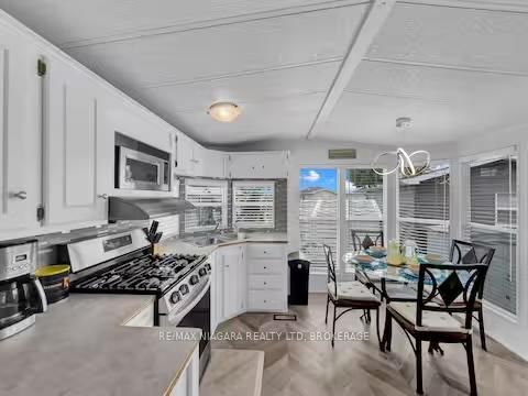 51 - 490 Empire Rd, Port Colborne, L0S 1R0 | Image 3