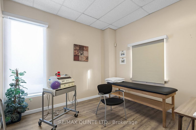 6 - 77 College St W, Belleville, K8P 2G3 | Image 3