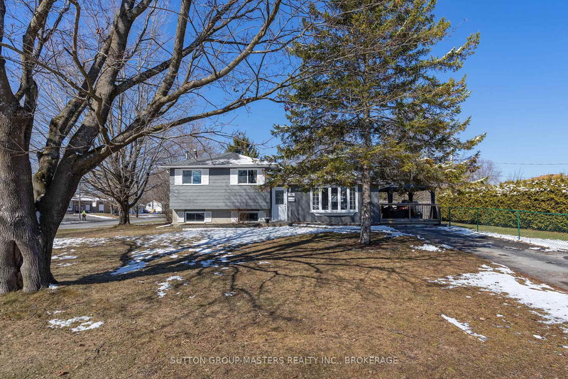 745 Louis St, Kingston, K7M 6M7 | Image 3
