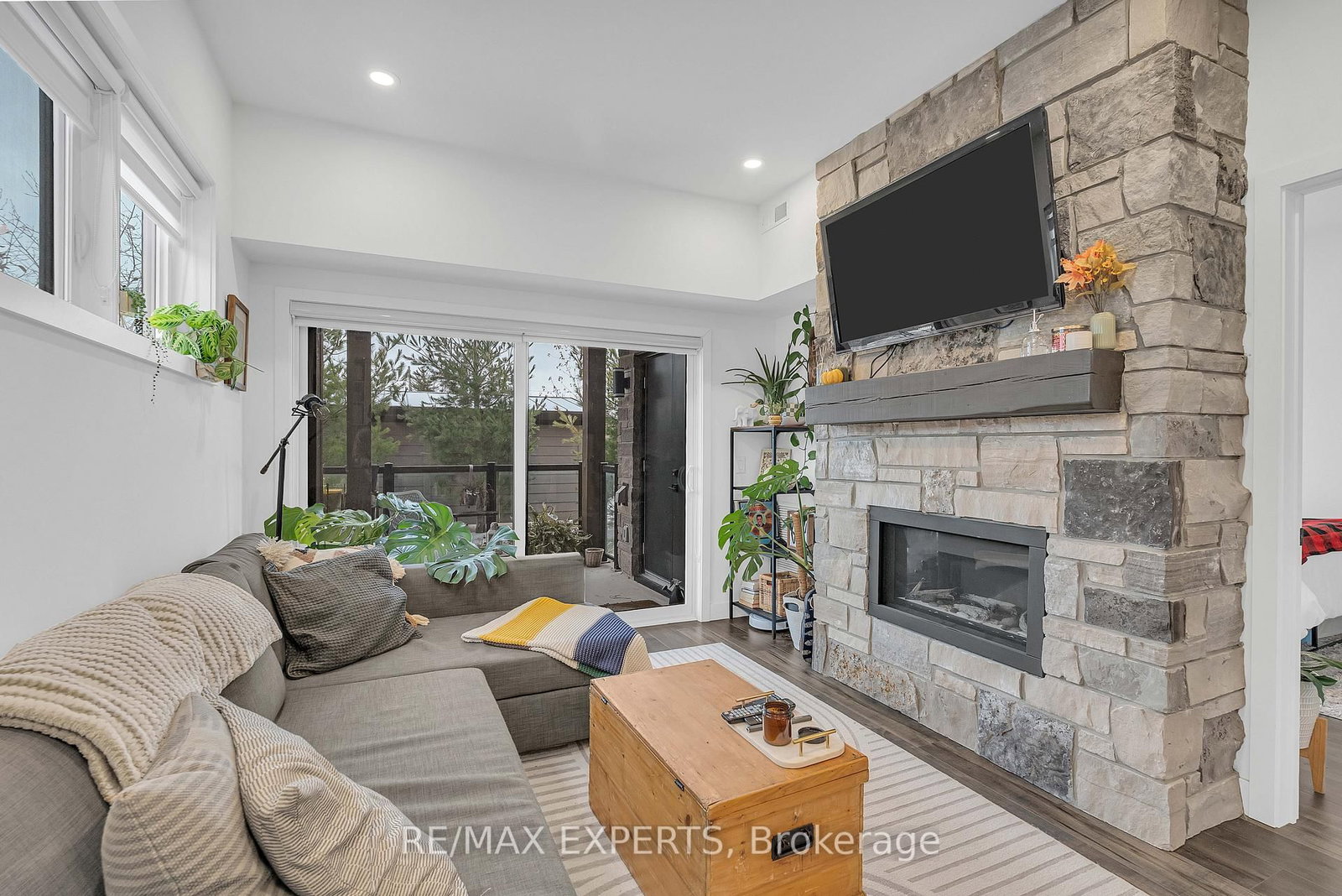 22 Beckwith Lane, Unit 101 - Photo 14