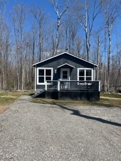 4 Bobby's Lane | Curve Lake First Nation 35 | Image