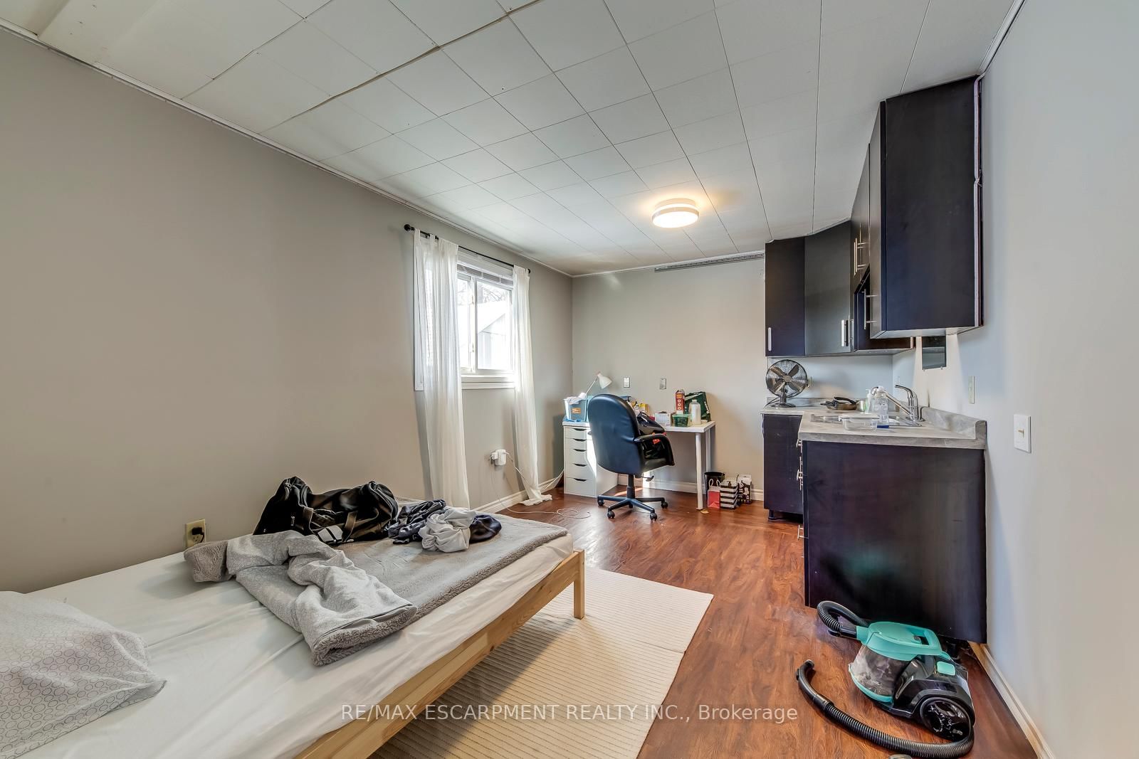 142 Ewen Road - Photo 17
