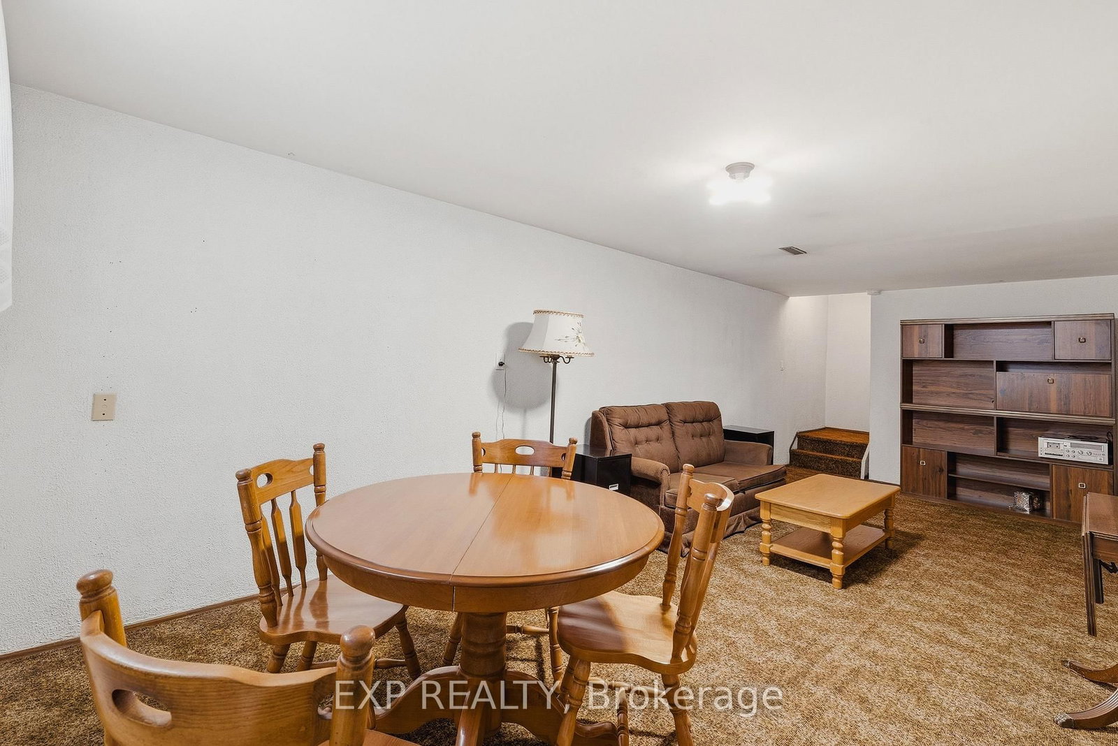143 St Jerome Crescent - Photo 33