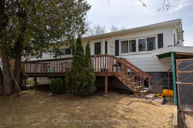 9 Hector St, South Bruce Peninsula, N0H 2T0 | Image 3