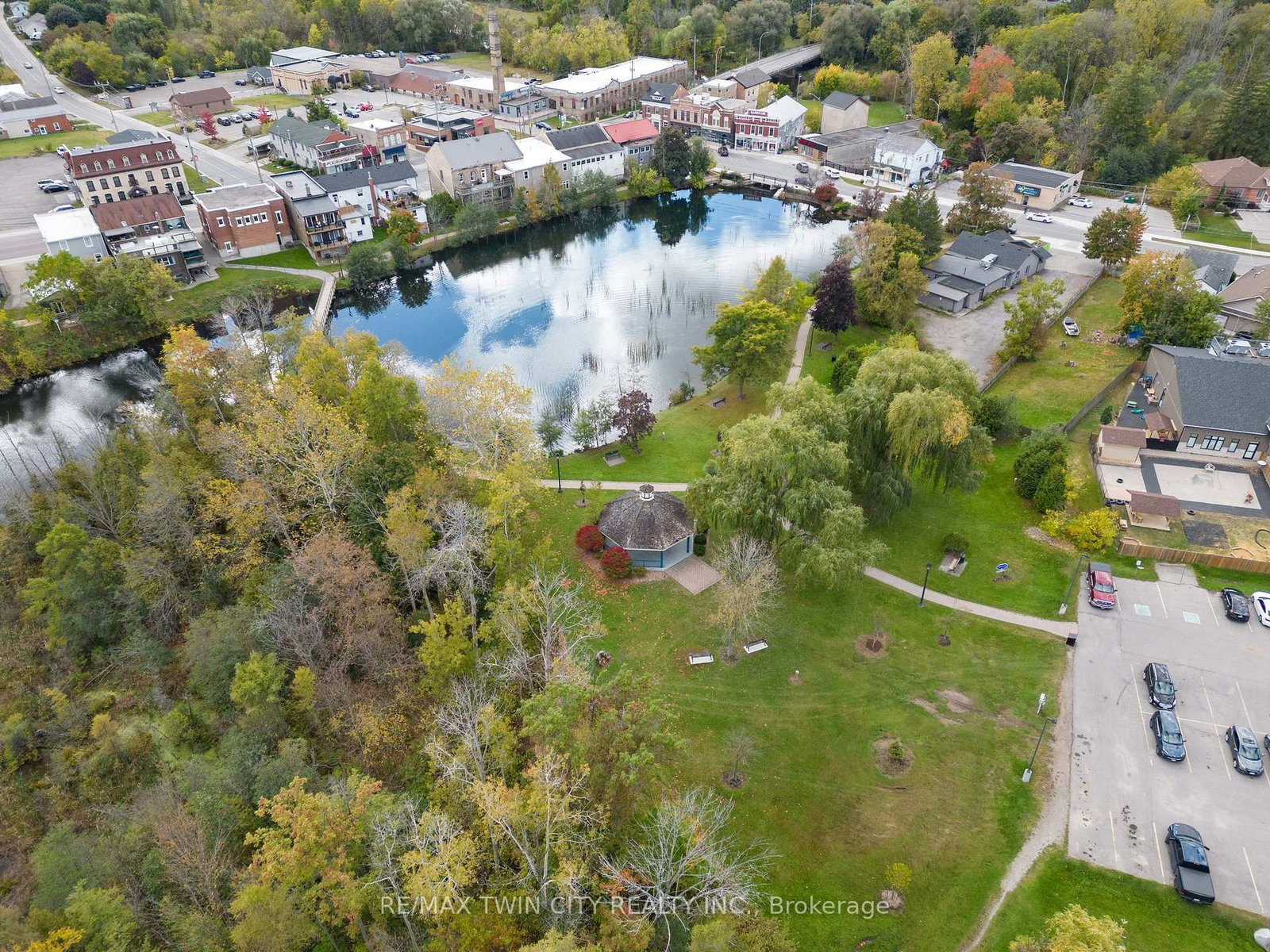 88 Gibson Street, Unit 209 - Photo 36