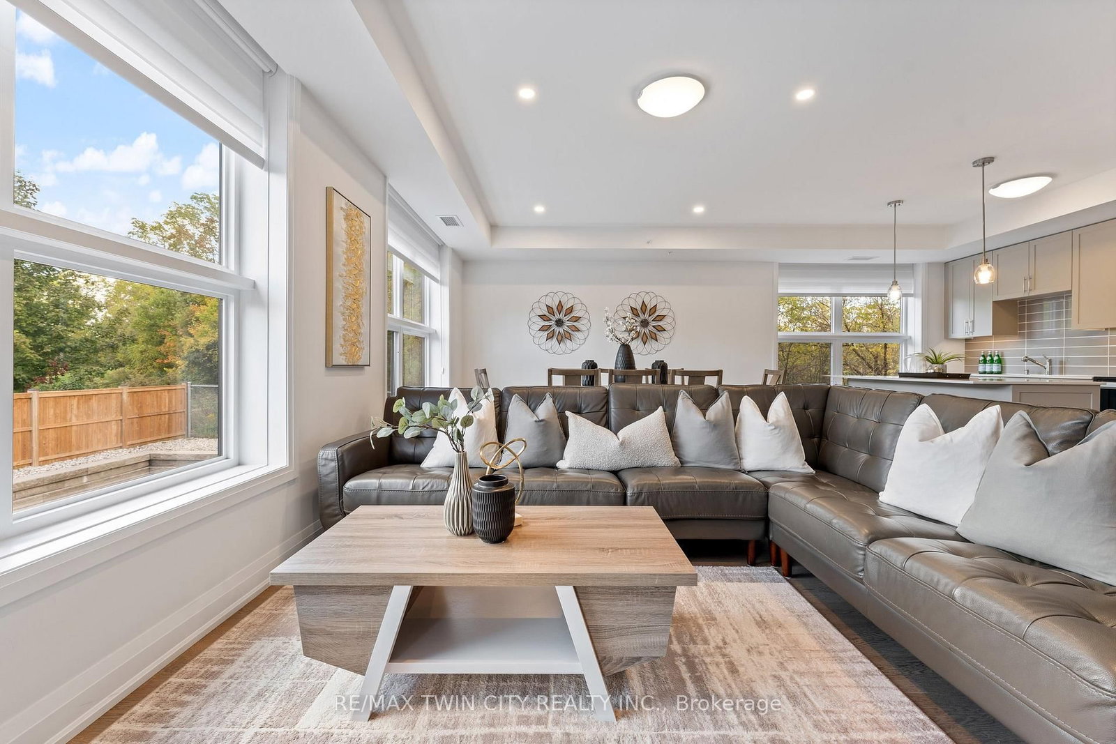 88 Gibson Street, Unit 209 - Photo 4