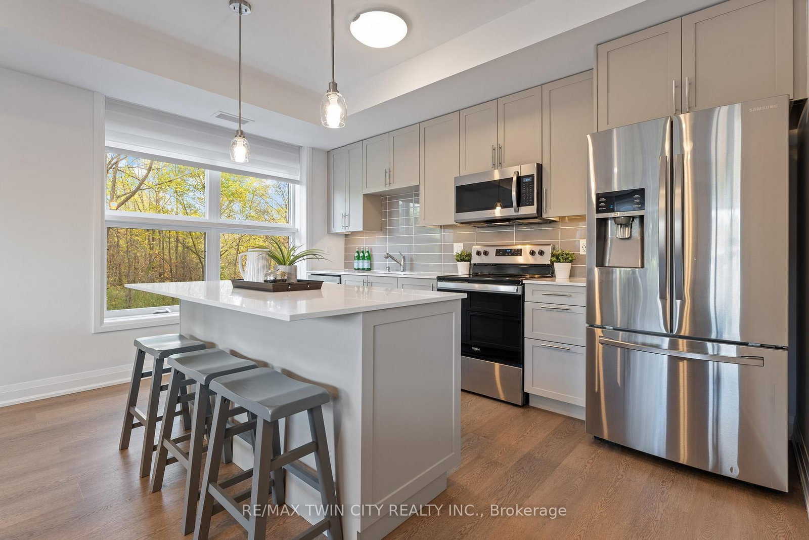 88 Gibson Street, Unit 209 - Photo 8