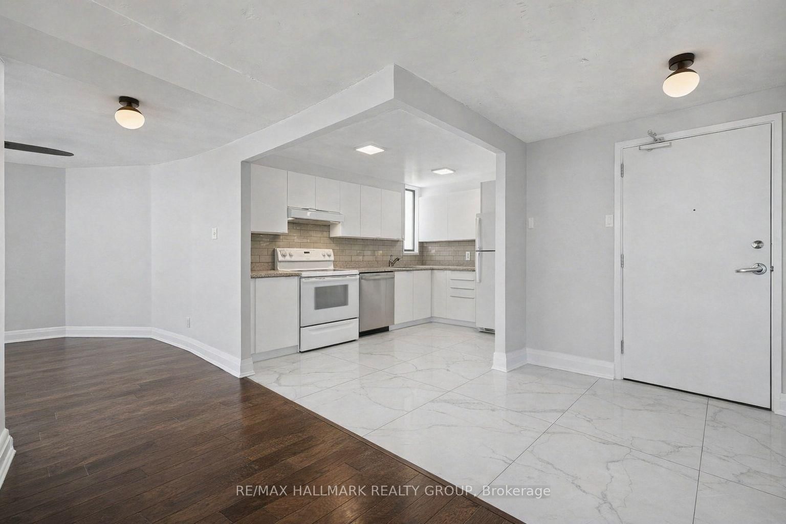 1440 HERON Road, Unit 801 - Photo 3