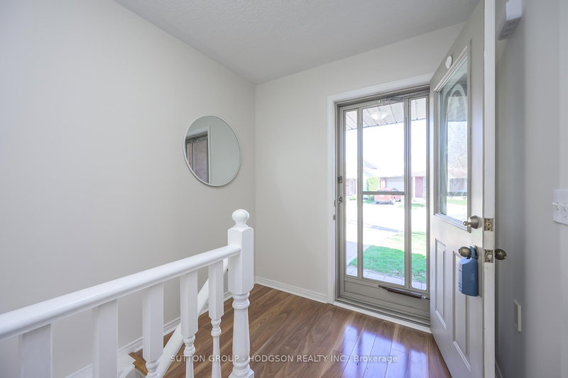 32 - 875 Thistledown Way, London North, N6G 5G5 | Image 3