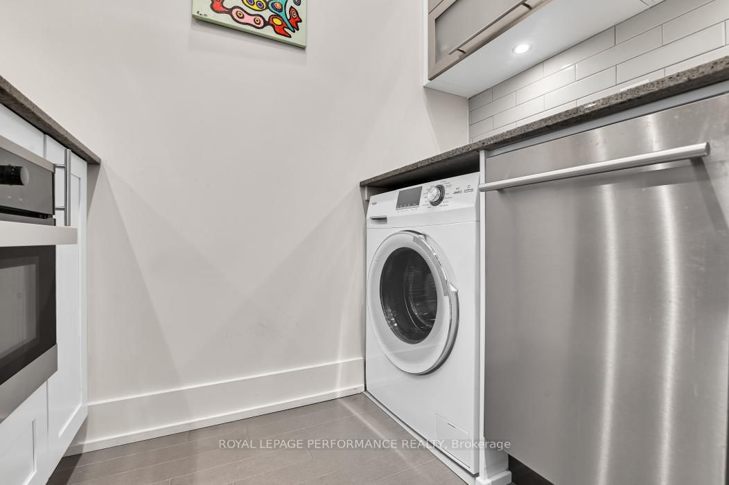 11 OBLATS Street, Unit 101 - Photo 15