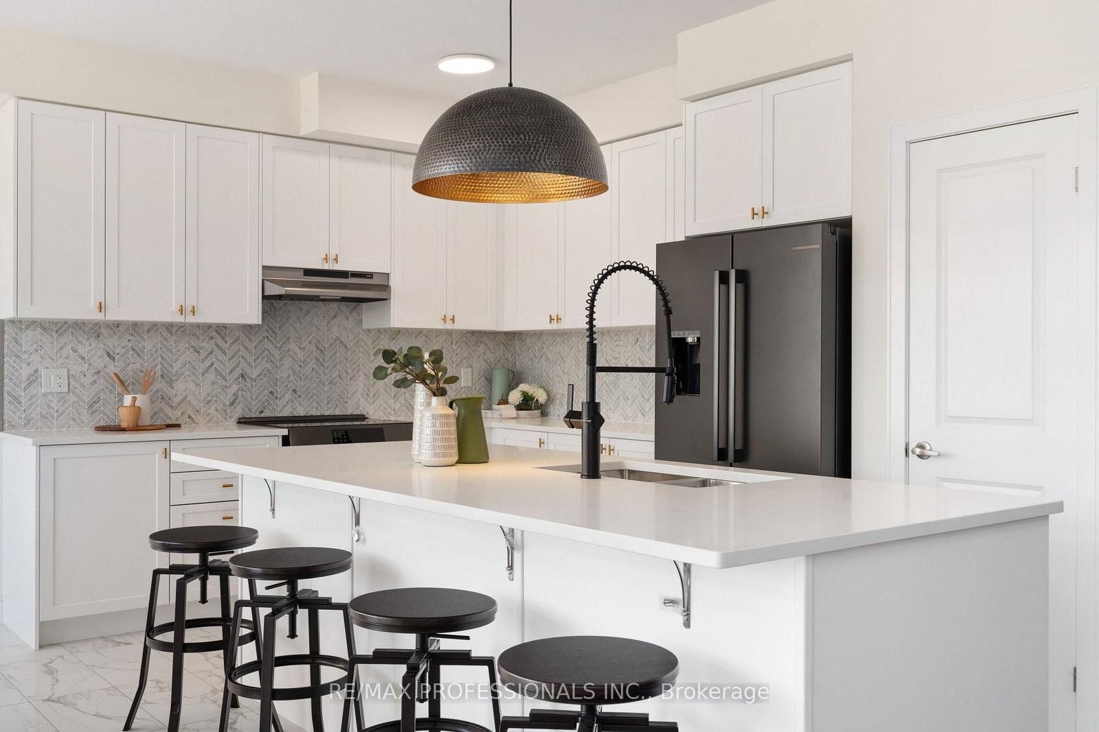 11 Blue Heron Drive • Quinte West, ON photo 11