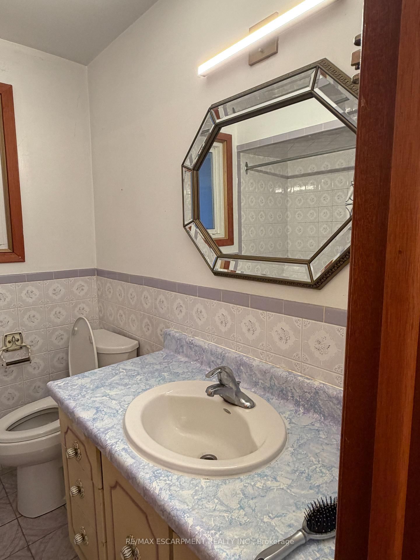 10 Fairington Crescent, Unit UPPER - Photo 14