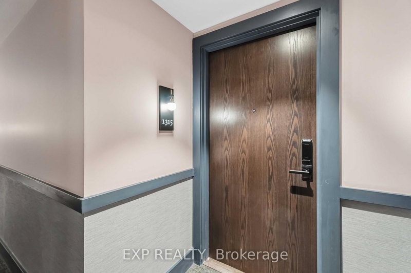 1315 - 2782 Barton St E, Hamilton, L8E 2J8 | Image 3